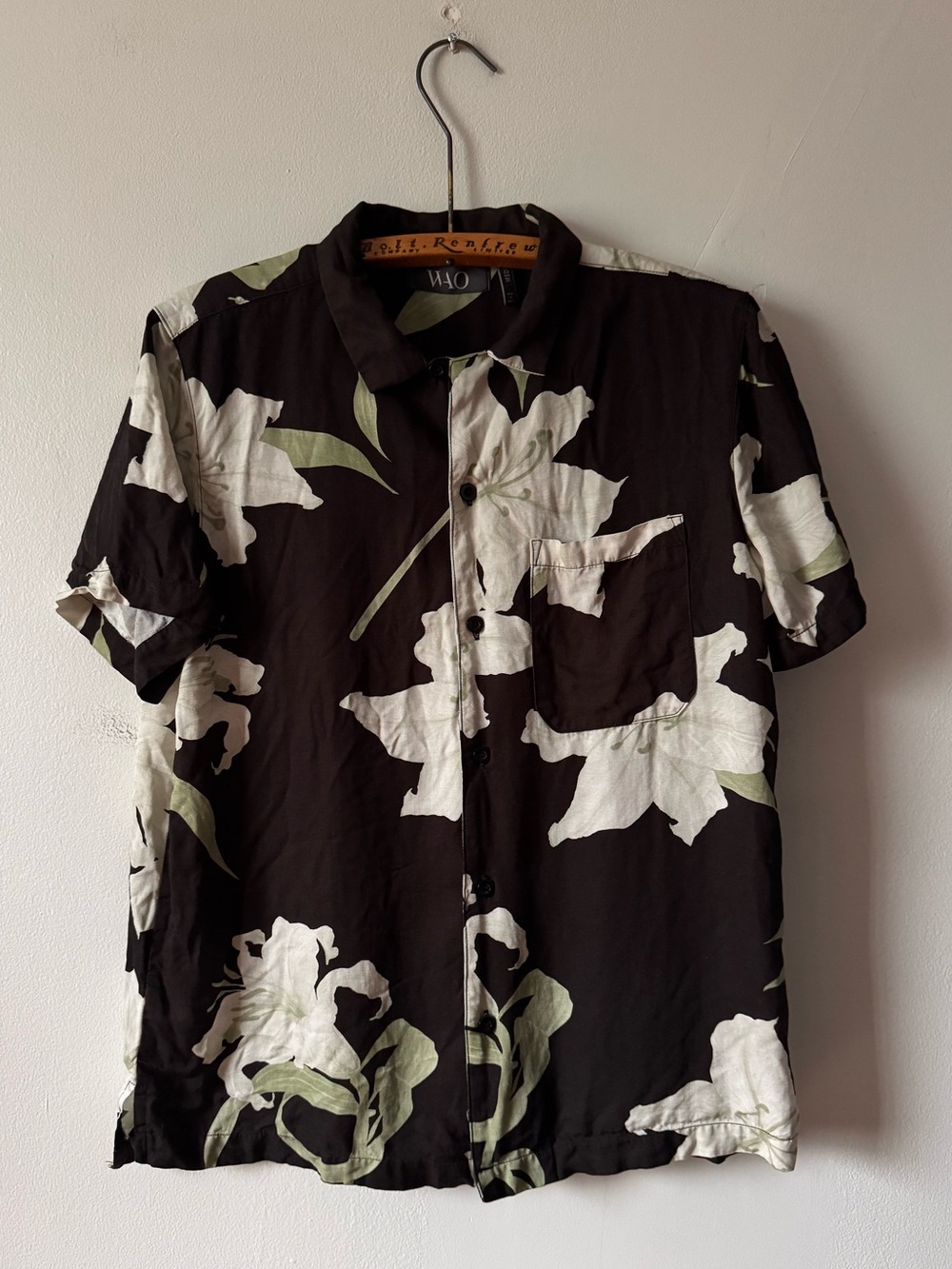 WAO We Are One Black Floral Short-Sleeve Button-Up Shirt Linen Blend Size Medium